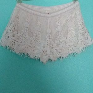 Cream lace shorts